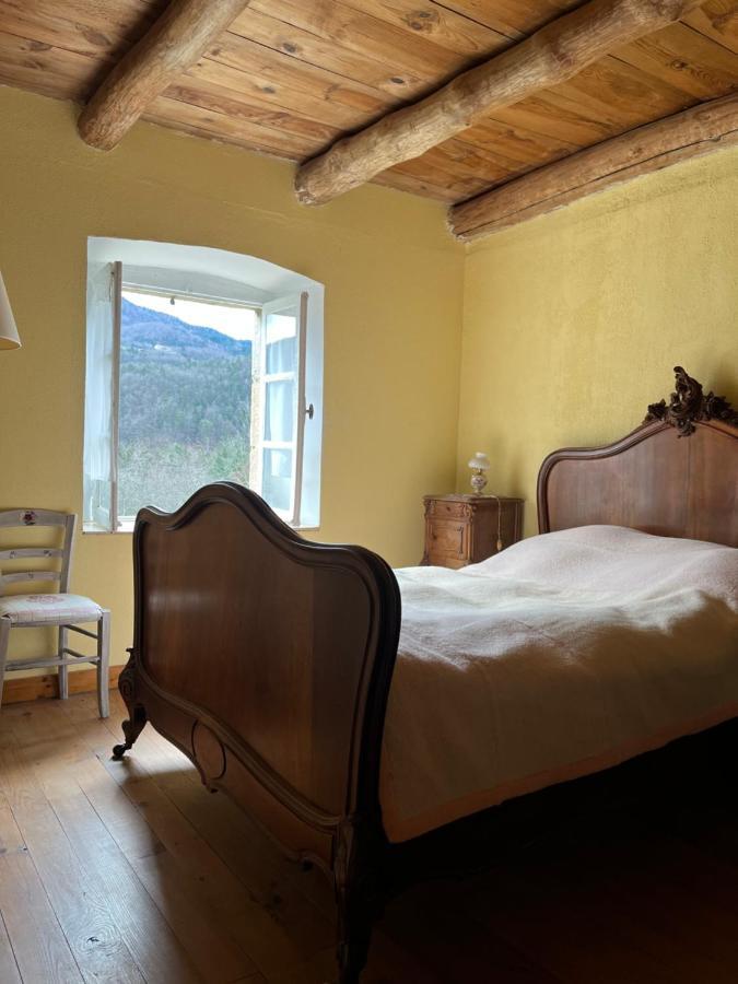 Retour Dans La Passe Villa Roche-en-Regnier ภายนอก รูปภาพ