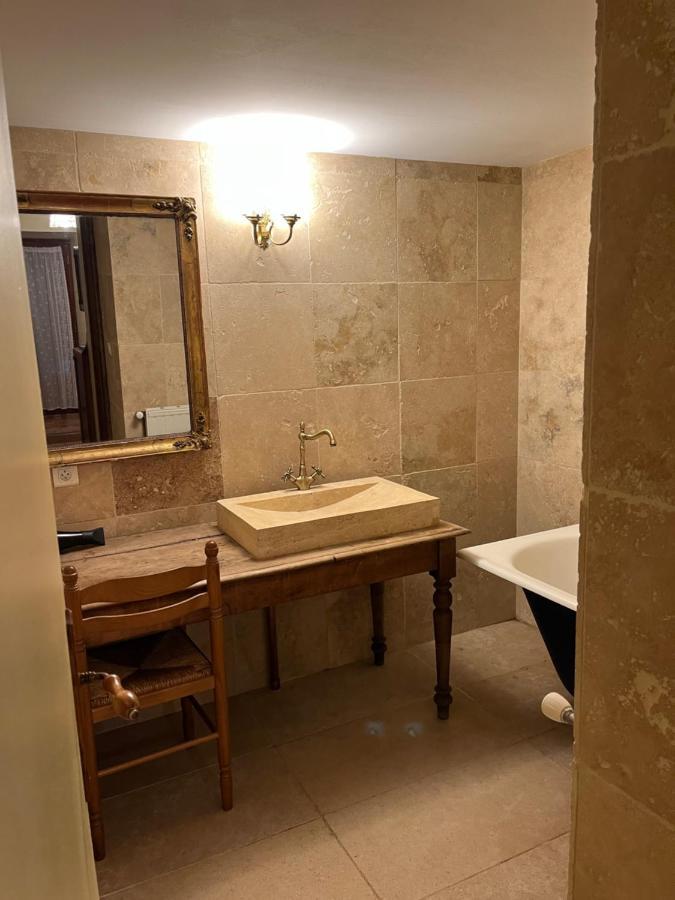 Retour Dans La Passe Villa Roche-en-Regnier ภายนอก รูปภาพ